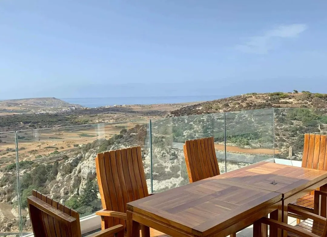Three-bedroom apartment in Mellieha, Malta
